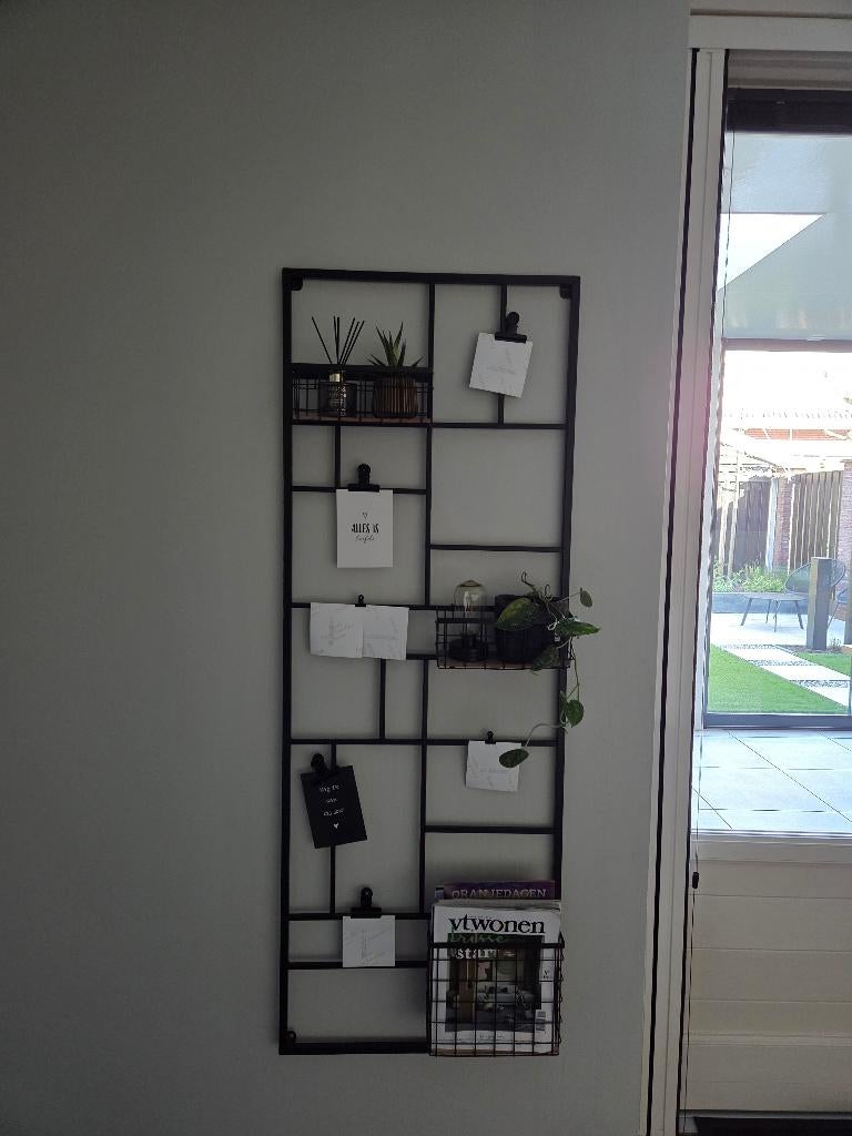 Wandrek zwart, Huis en Inrichting, Woonaccessoires | Wandplanken en Boekenplanken, Ophalen, Zo goed als nieuw