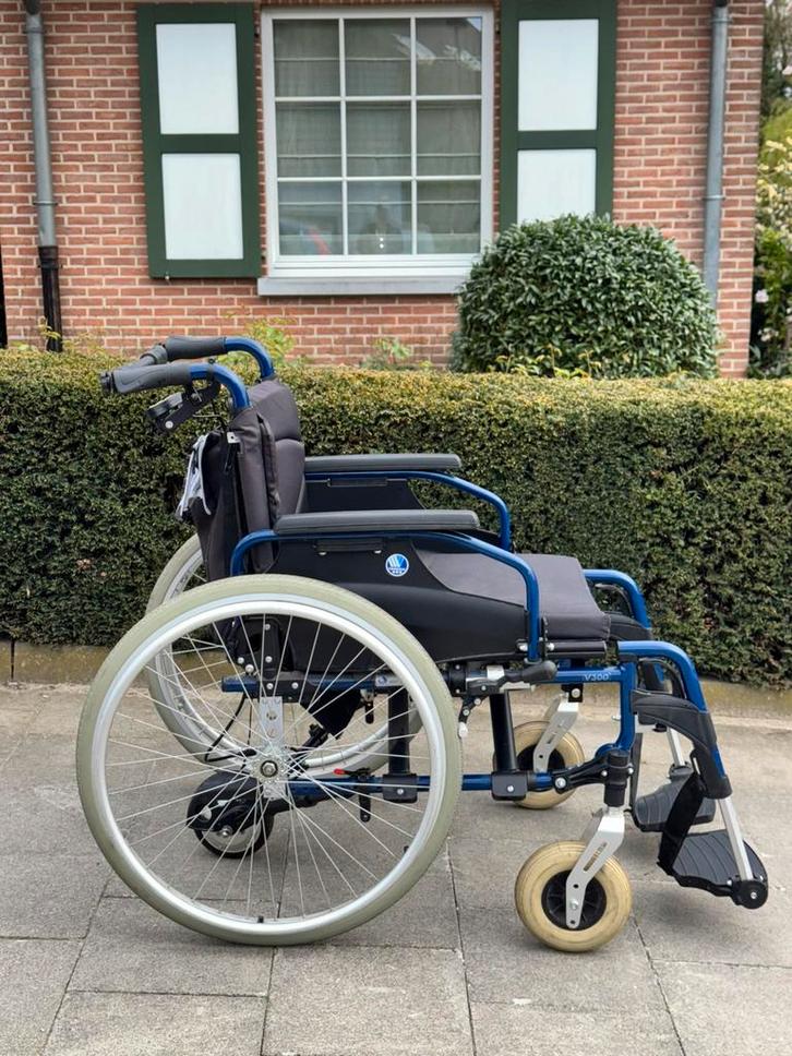 Empulse R20 duwhulp + Vermeiren V300 rolstoel – Nieuwstaat, Diversen, Rolstoelen, Zo goed als nieuw, Duwrolstoel, Inklapbaar, Ophalen of Verzenden