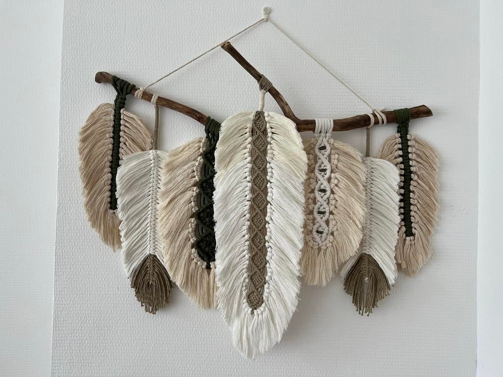 Macramé Wandhanger - Boho Stijl Veren Decoratie, Meerkleurig, Textiel, Ophalen of Verzenden, Zo goed als nieuw