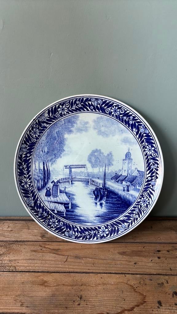 vintage Delfts blauw wandbord van het merk Boch, Ophalen of Verzenden