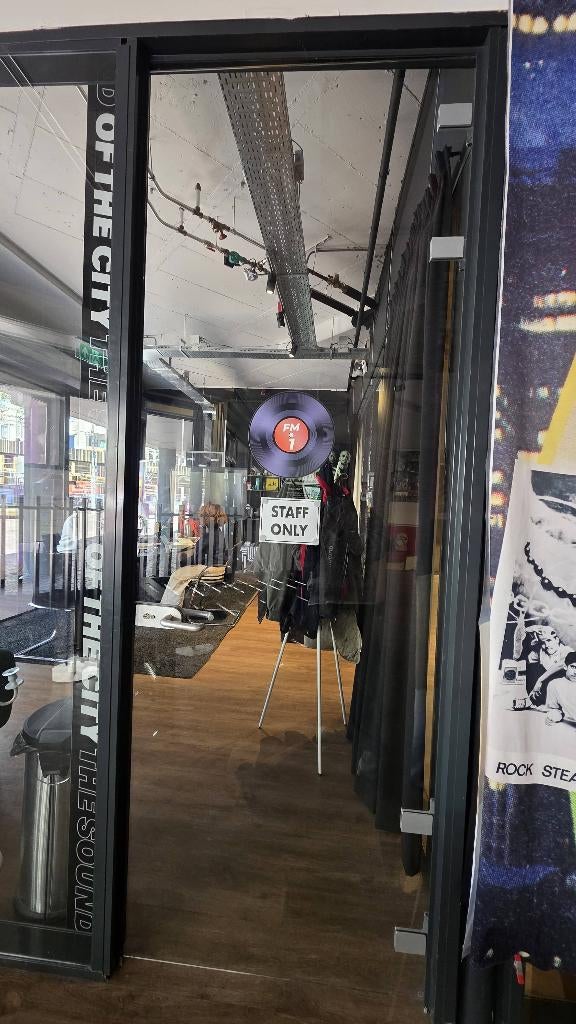 Glazen geluidswerende scheidingswanden, Zakelijke goederen, Bedrijfs Onroerend goed, 50 m², Koop, Bedrijfsruimte