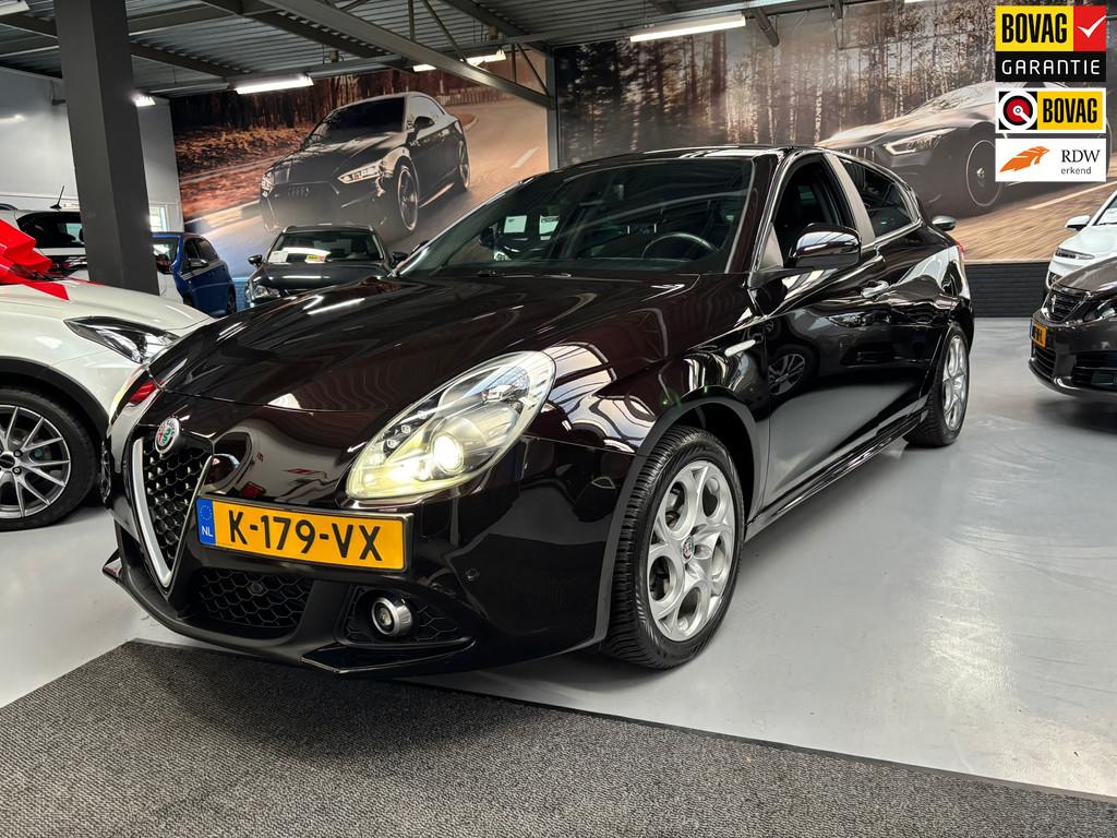 Alfa Romeo Giulietta 1.4 Turbo MultiAir Business Super / Nav, Stof, 4 cilinders, Met garantie (alle), Zwart