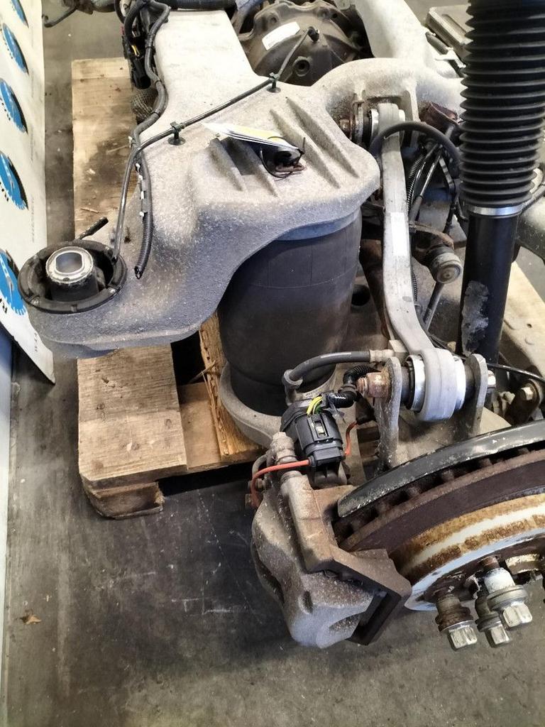 LANDROVER RANGE ROVER L405 4.4 SDV8 HSE 4WD VEER BALG (LUCHT, Ophalen of Verzenden, Gebruikt, Stiba lid