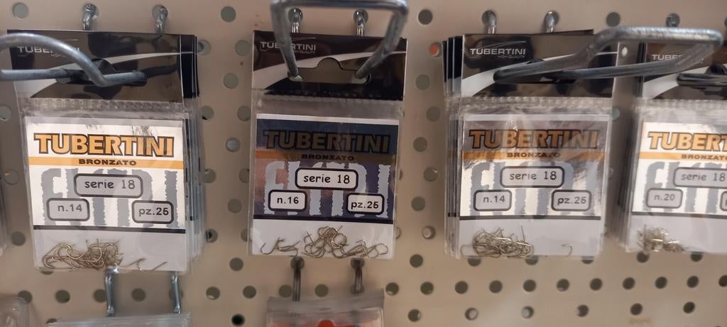 Tubertini witvishaken serie 2, 18, 19 en 26 ( +100st), Overige typen, Ophalen of Verzenden, Nvt, Nvt