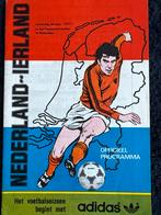 Officieel Programma Nederland - Ierland 1982 (32 pagina's), Ophalen of Verzenden, Gebruikt, Overige binnenlandse clubs, Boek of Tijdschrift