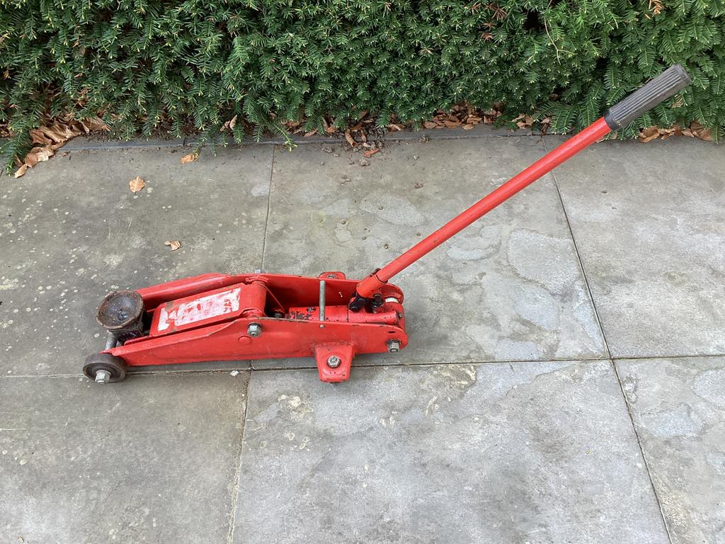 Hydrolisch auto krik, Ophalen of Verzenden, Zo goed als nieuw, Hydraulisch, Garagekrik