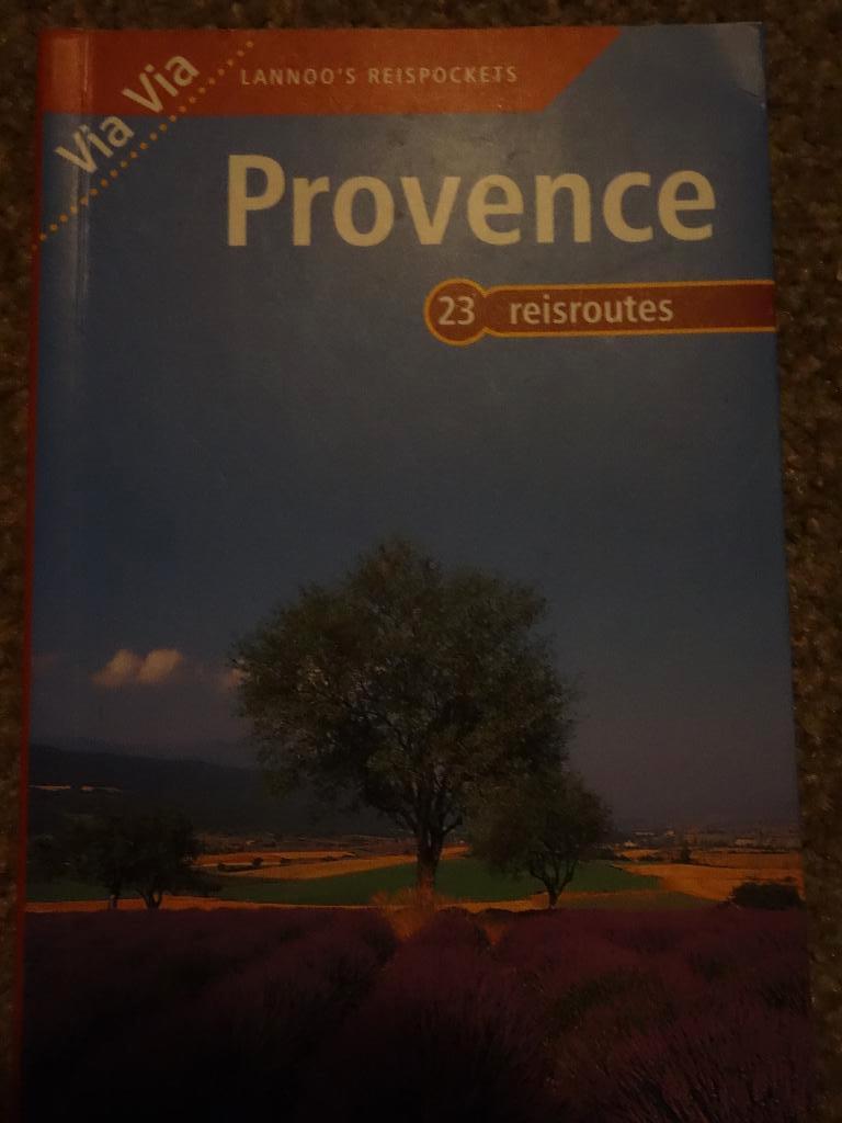reisgids Provence, Europa, Ophalen of Verzenden, Reisgids of -boek, Gelezen