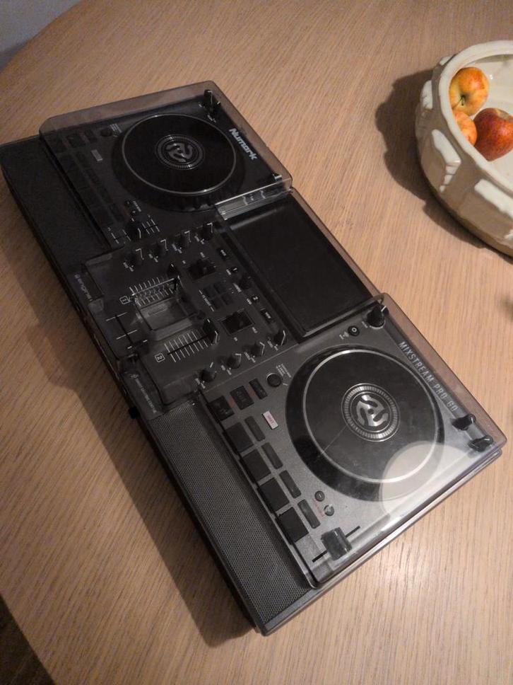 Numark Mixstream Pro Go, Muziek en Instrumenten, Dj-sets en Draaitafels, Zo goed als nieuw, Dj-set, Numark, Ophalen of Verzenden