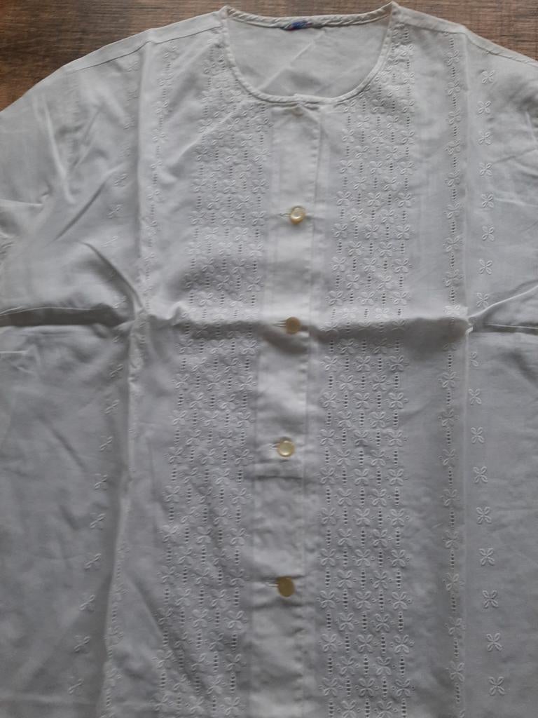 Wit blousjeet broderie, Antiek en Kunst, Antiek | Kleding en Accessoires, Ophalen