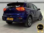 Kia e-Niro DynamicLine 64 kWh SOH 100% NW-ELEKTRO-MOTOR&GEAR, Auto's, Gebruikt, Zwart, 1712 kg, Blauw
