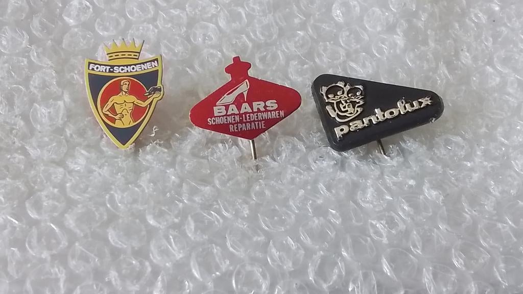 3 verschillende speldjes schoenen, Ophalen of Verzenden, Zo goed als nieuw, Overige onderwerpen