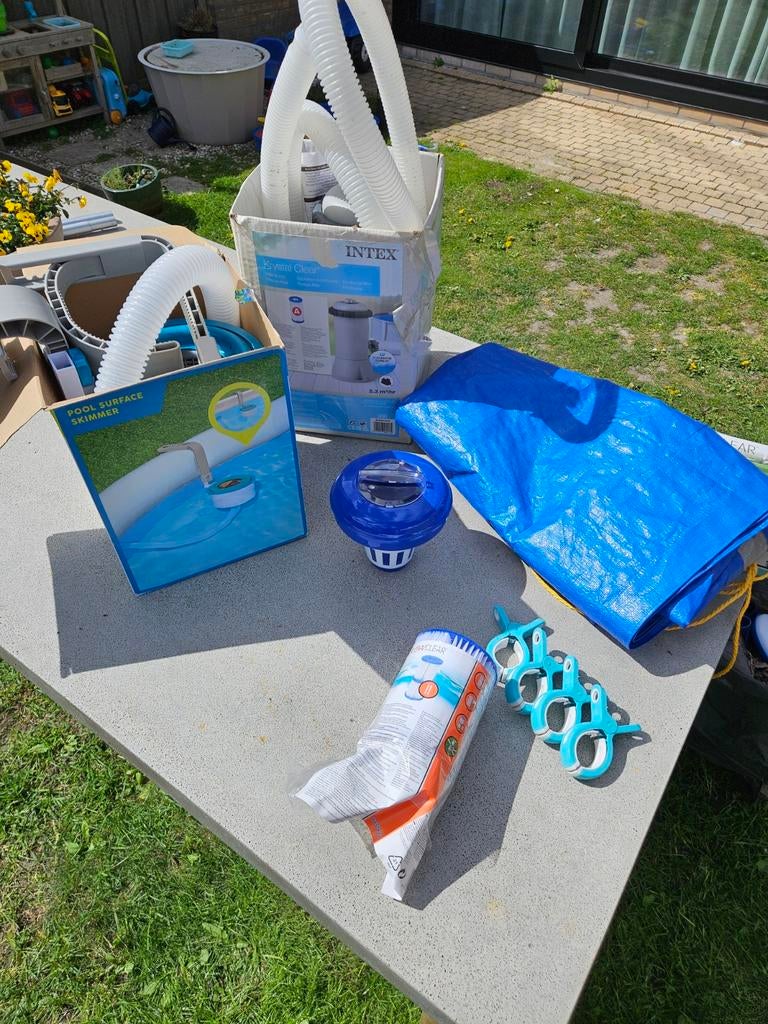 Zwembad accessoires: filterpomp, skimmer, afdekzeil, Ophalen