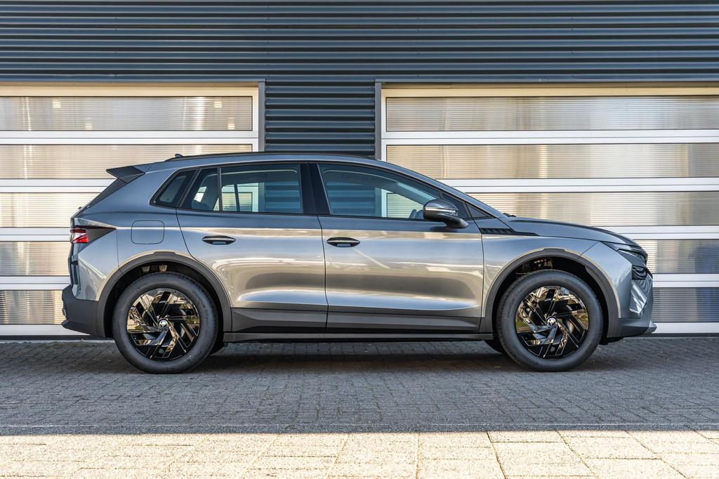 Skoda Elroq 50 170pk Limited | Trekhaak | Achteruitrijcamera, Auto's, Skoda, Zwart, Nieuw, Elroq, 170 pk