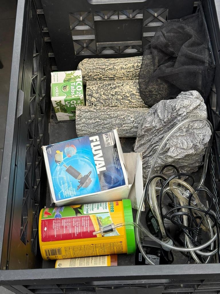 Diverse spulletjes: aquarium, dakdragers, buggy, ruilen, Ophalen of Verzenden, Gebruikt