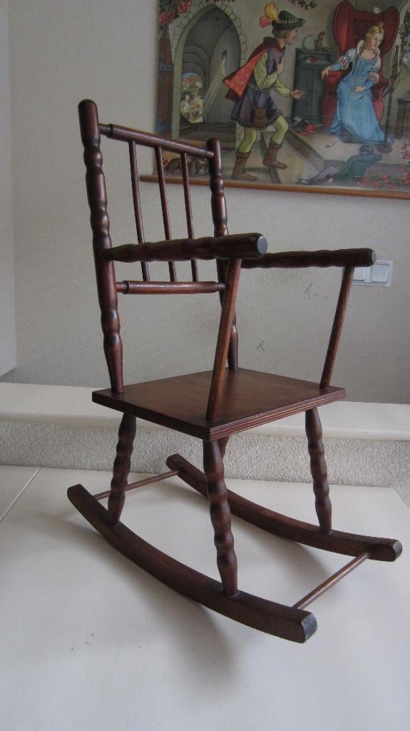 Antiek schommelstoeltje - voor een pop of beer - oude stoel, Antiek en Kunst, Ophalen