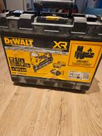 Dewalt 18V XR Accu Constructietacker DCN692P2, Ophalen, Zo goed als nieuw