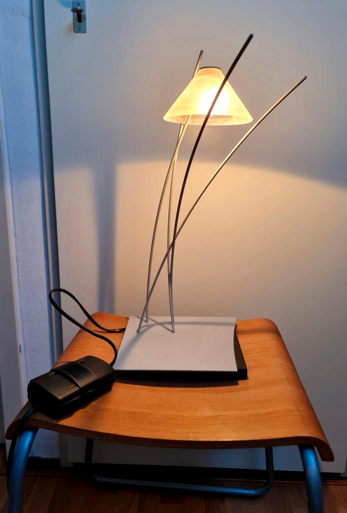 Bopp Leuchten design tafellamp met glazen melkglas kap, Huis en Inrichting, Lampen | Tafellampen, Gebruikt, Minder dan 50 cm, Glas