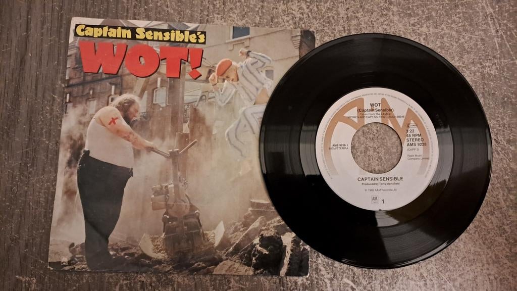 Captain sensible's  - WOT, Gebruikt, 7 inch, Single, Ophalen of Verzenden