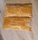 2 gele sierkussens van IKEA, Ophalen of Verzenden, Zo goed als nieuw, Geel, Rechthoekig