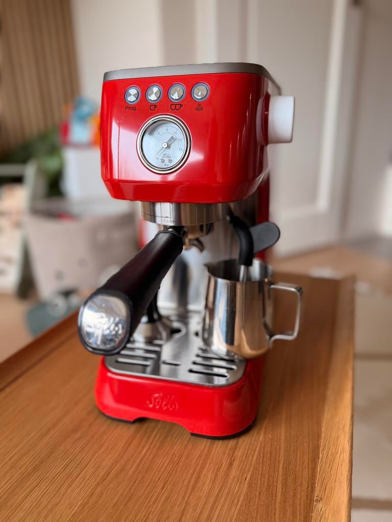 Solis Barista Perfetta Plus 1170 Rood met accessoires, Ophalen, Gebruikt, Espresso apparaat, Gemalen koffie