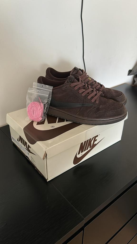 Travis scott low mocha brown maat 43 (1:1), Kleding | Heren, Schoenen, Zo goed als nieuw, Bruin, Ophalen