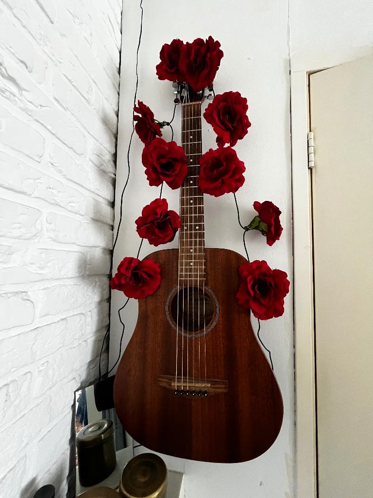 Sunlite half-size gitaar western, reparatieklus? LEZEN ‼️, Ophalen of Verzenden, Gebruikt, Western- of Steelstringgitaar