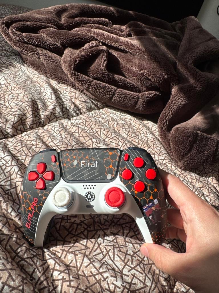 AIM PS5 Pro Controller Custom  TMR + Paddles, Ophalen of Verzenden, Zo goed als nieuw, Controller