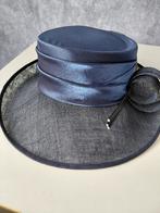 Mooie zgan donkerblauwe dames hoed, Kleding | Dames, Hoeden en Petten, Ophalen of Verzenden, Zo goed als nieuw, 56 of 57 cm (M, 7 of 7⅛ inch)