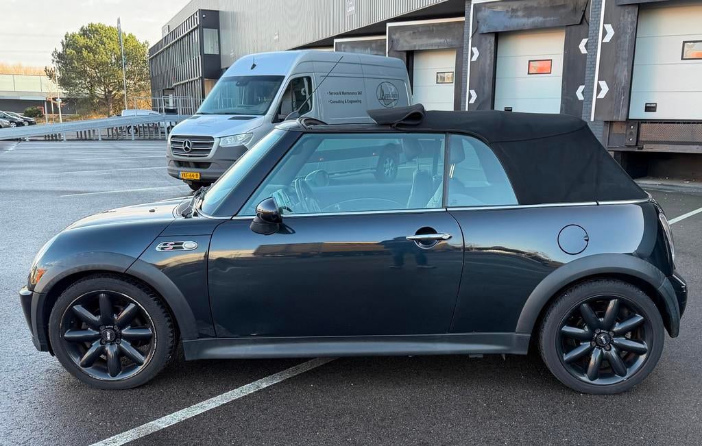 Mini Mini Cabrio 1.6 Cooper S AUTOMAAT/LEDER/LAGEKM/LMV/STOE, Auto's, Mini, Open dak, Gebruikt, Zwart, 4 cilinders