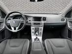Volvo V60 1.5 T3 Momentum | Navigatie | Stoelverwarming | Au, Euro 6, 4 cilinders, Blauw, Leder en Stof