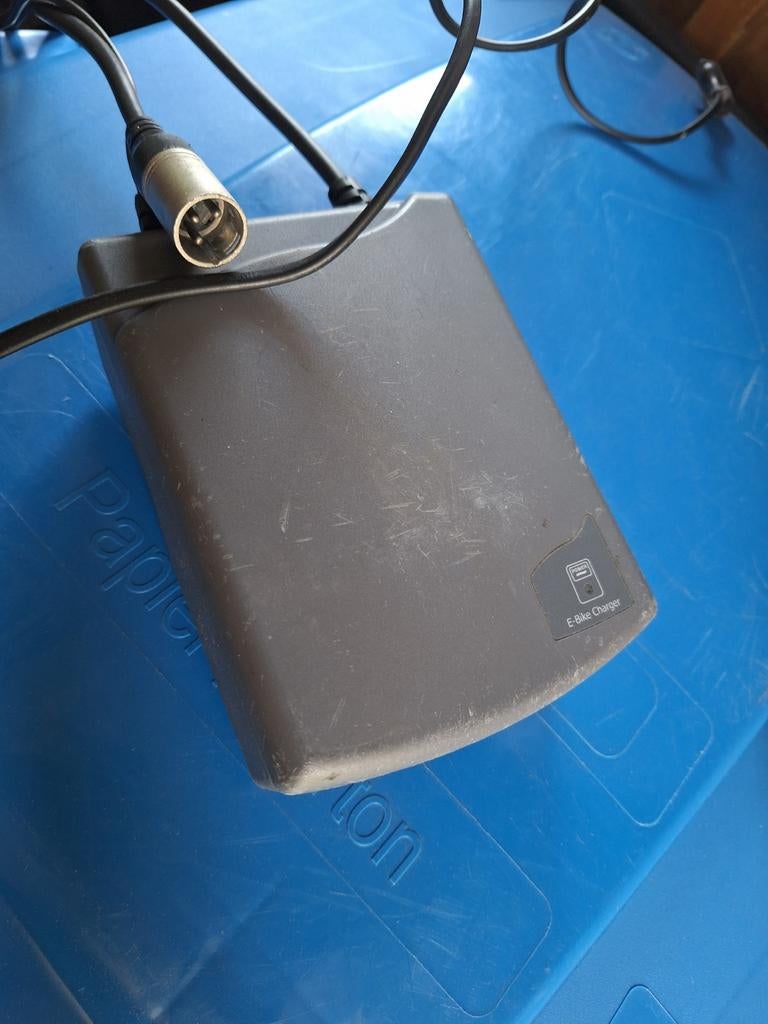 E-Bike Oplader 36V 1.5A - Sparta, Batavus, Koga, Hercules, Ophalen of Verzenden, Gebruikt