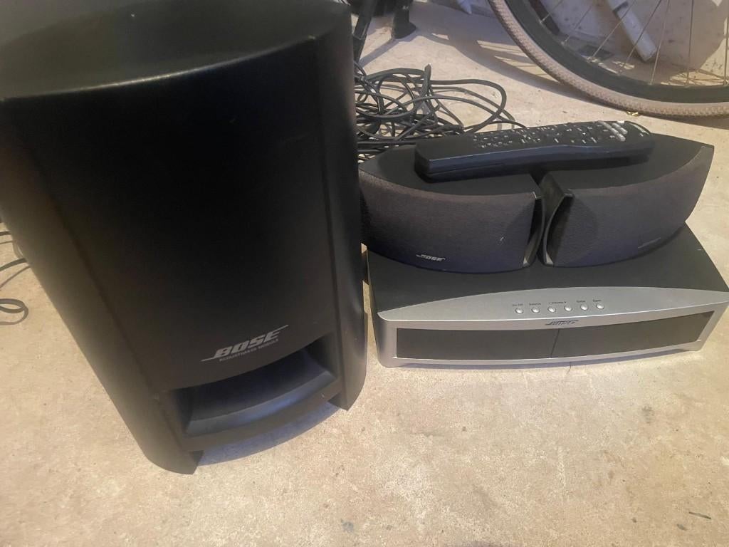 Bose 123, Soundbar, Zo goed als nieuw, Dvd-speler, 40 tot 70 watt