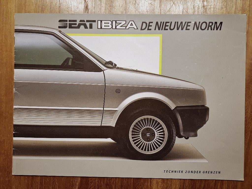 SEAT Ibiza brochure folder uit 1985, Ophalen of Verzenden, Gelezen, Overige merken
