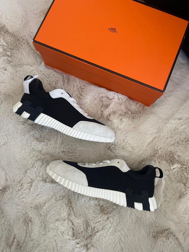 Hermes Sneakers Maat 42 met Doos en Toebehoren, Ophalen of Verzenden, Zo goed als nieuw, Zwart, Sneakers of Gympen