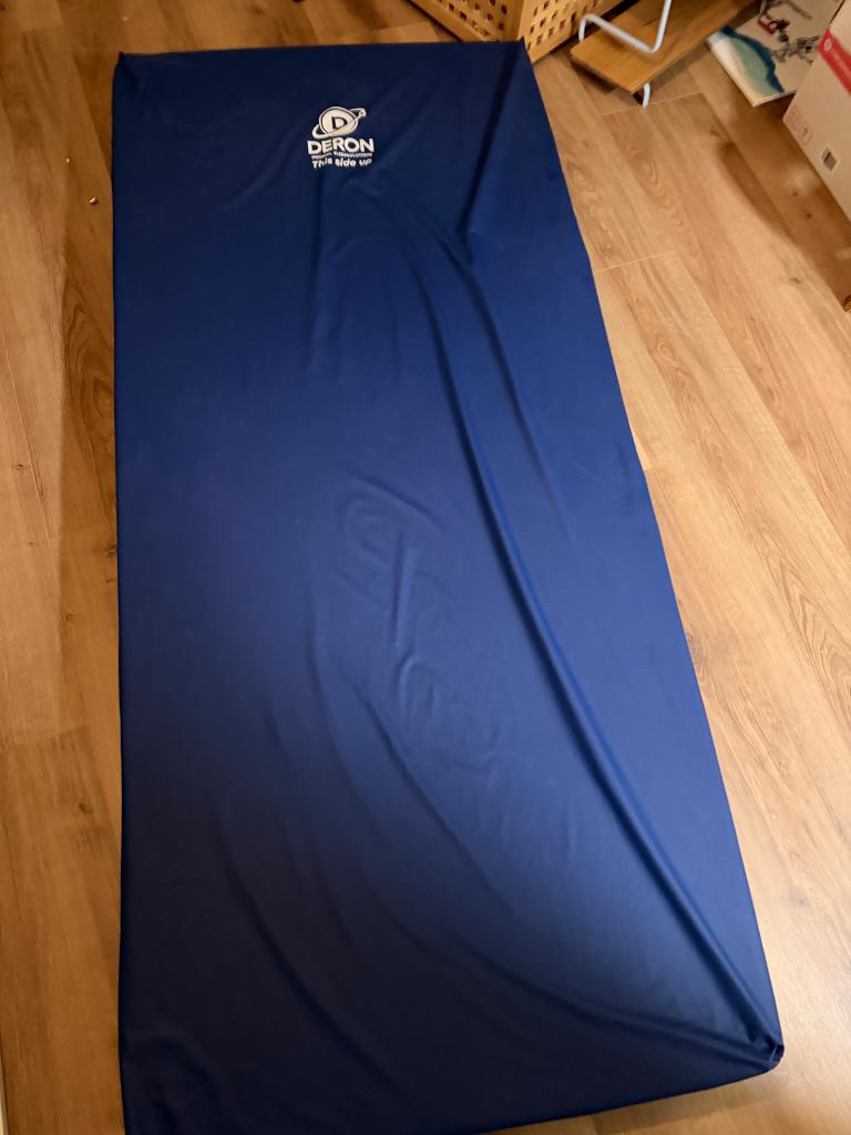 Deron Matras, Ophalen, 90 cm, Eenpersoons, Zo goed als nieuw