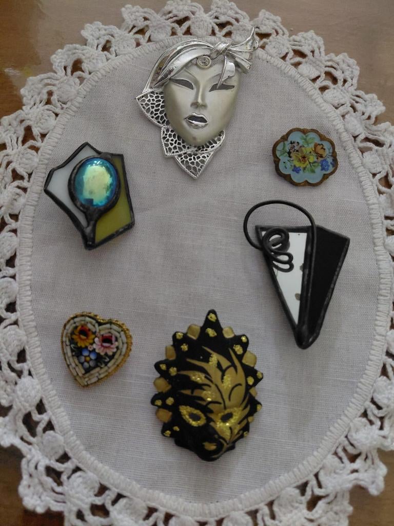 Antieke partij sieraden broches, Ophalen of Verzenden, Overige materialen, Broche, Met edelsteen