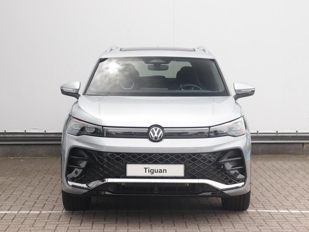 Volkswagen Tiguan R-Line-Edition 1.5 eHybrid 200 kW / 272 pk, Stof, 1498 cc, Zwart, 4 cilinders