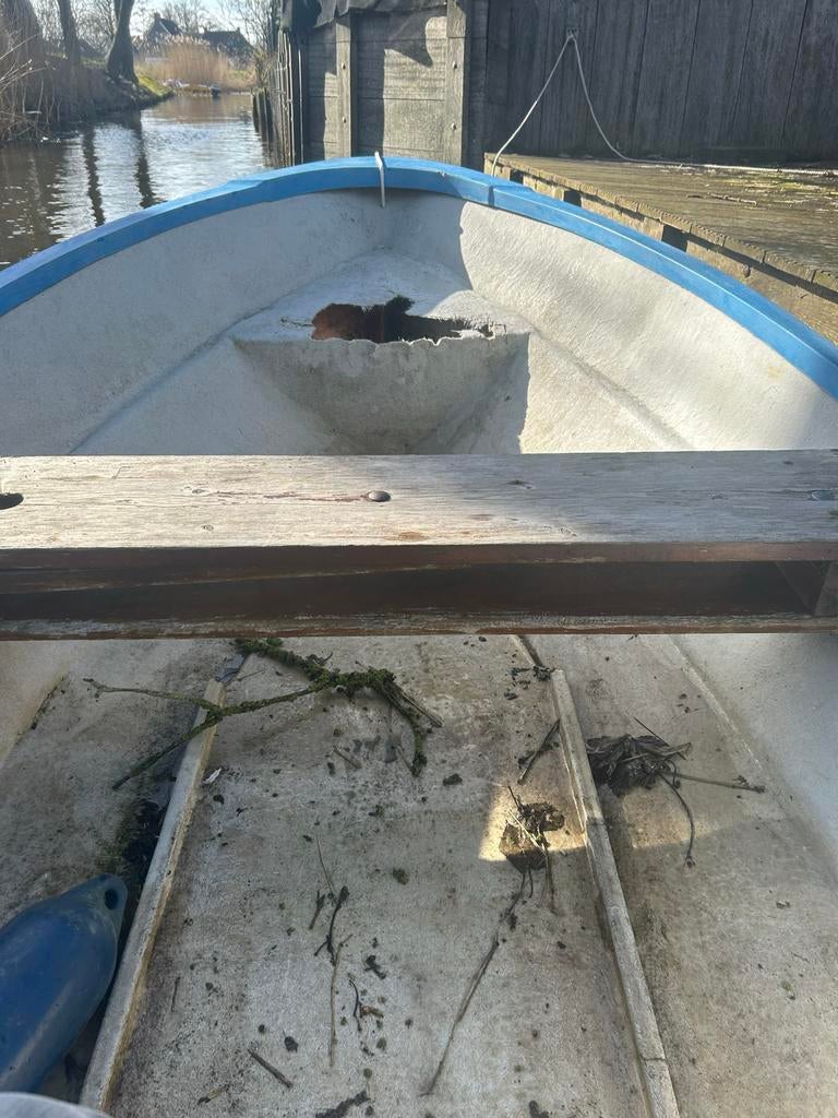 Polyester boot - niet lek, kan verf gebruiken, Watersport en Boten, Kano's, Gebruikt, Ophalen of Verzenden