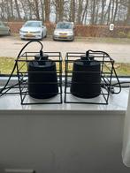 Twee zwarte lampenkappen met metalen frame, Ophalen, Gebruikt, Zwart, Overige vormen