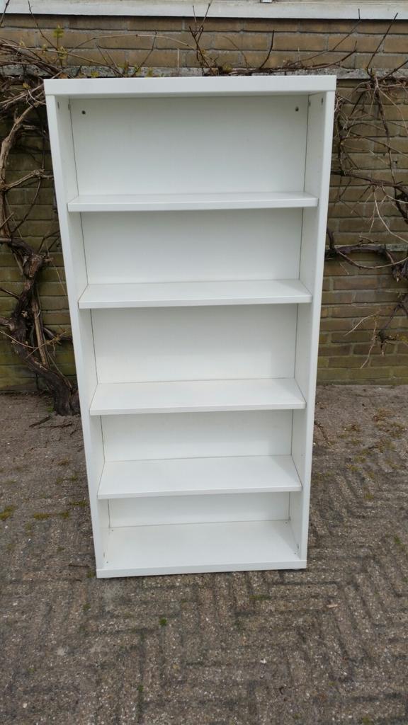 Ikea kastje Besta wit, Huis en Inrichting, Ophalen, Met plank(en), Gebruikt, 100 tot 150 cm