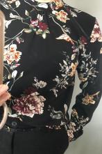 Blouse zwart bloemenprint, Kleding | Dames, Ophalen of Verzenden, Zo goed als nieuw, Maat 38/40 (M), Zwart