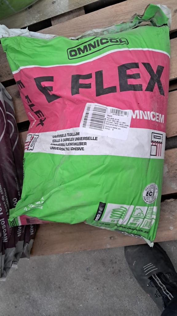 1 zak tegellijm  à 25kg, Ophalen, Overige materialen, Overige typen, Nieuw