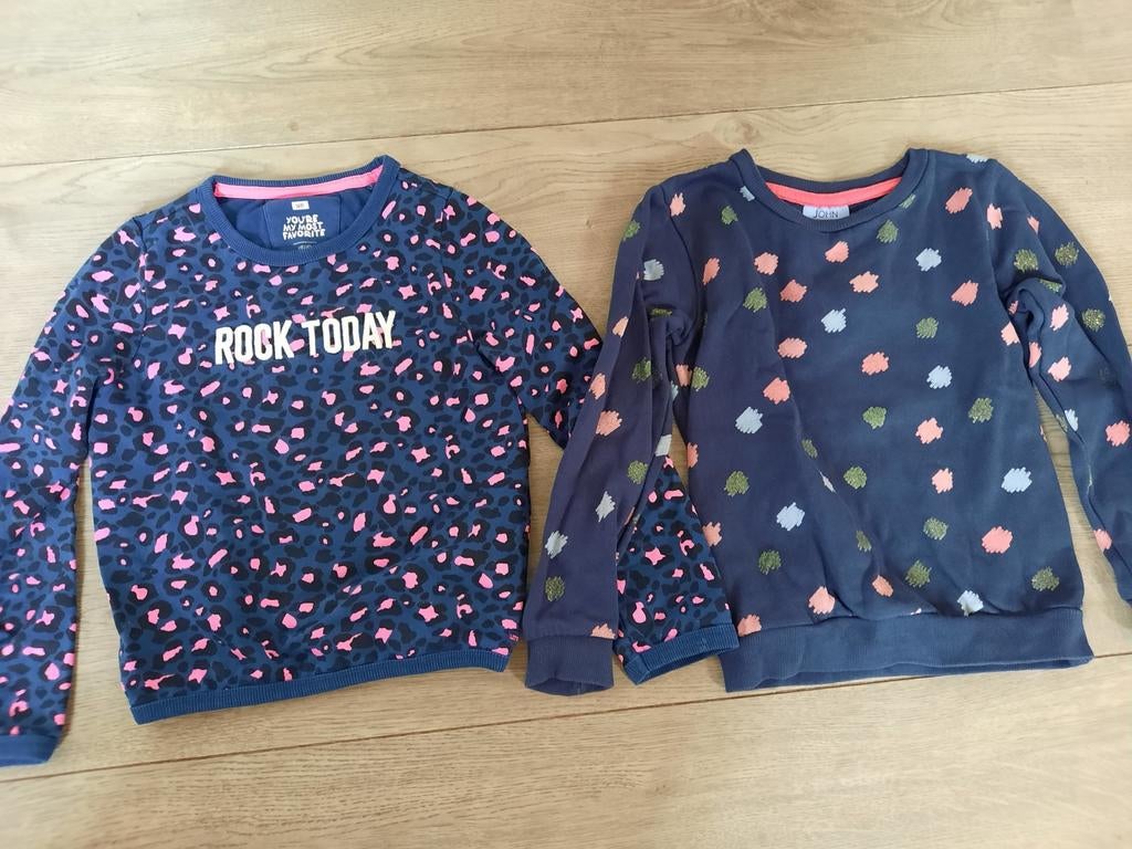 We Fashio trui 'Rock Today' 122/John Cabot sweater blauw 122, Gebruikt, Trui of Vest, Ophalen of Verzenden, Jongen