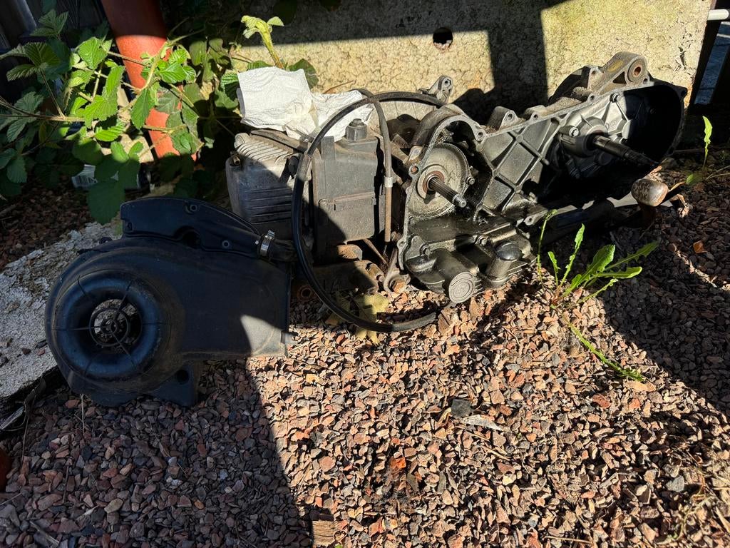 Piaggio zip 4T 50cc 2V blok, Fietsen en Brommers, Scooters | Piaggio, Ophalen, Zo goed als nieuw, Benzine, Overige modellen