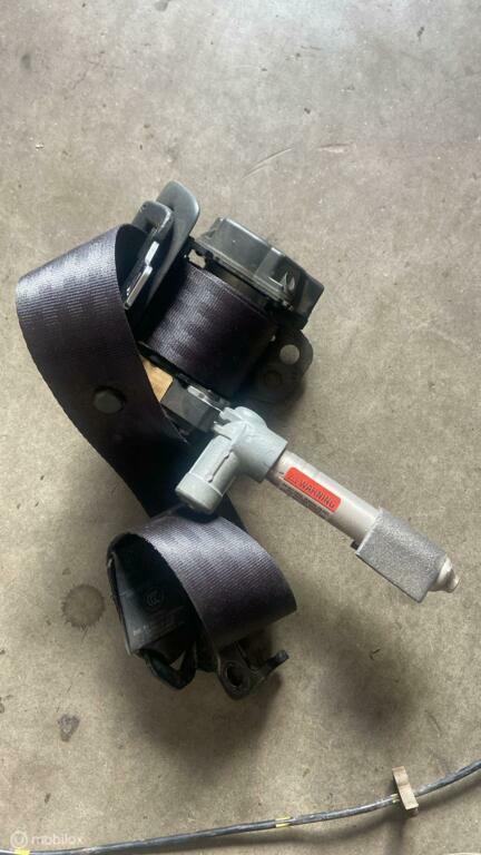 Gordelspanner rechtsachter Volvo S60 I ('00-'09) 30738530, Auto-onderdelen, Gebruikt, Ophalen of Verzenden, Volvo, Volvo