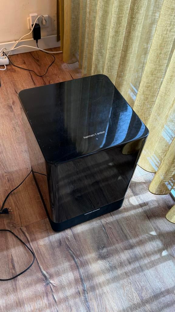 Harman Kardon HKTS-15 speakers met SUB-TS2BQ subwoofer, Gebruikt, Complete surroundset, 120 watt of meer, Ophalen