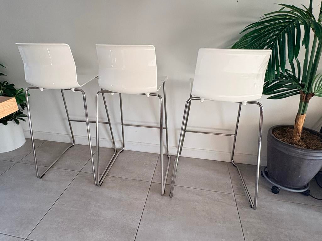Ikea Glenn barkrukken, Huis en Inrichting, Barkrukken, Ophalen, Kunststof, Gebruikt, Met voetsteun