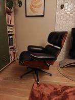 Vintage fauteuil, Huis en Inrichting, Fauteuils, Ophalen, Gebruikt, 50 tot 75 cm, Hout