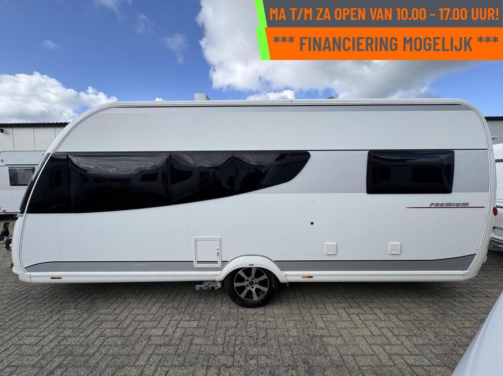 Hobby PREMIUM 495 UL, ENKELE BEDDEN, RONDZIT, MOVER VOORTENT, Mover, Rondzit, Hobby, 7 tot 8 meter