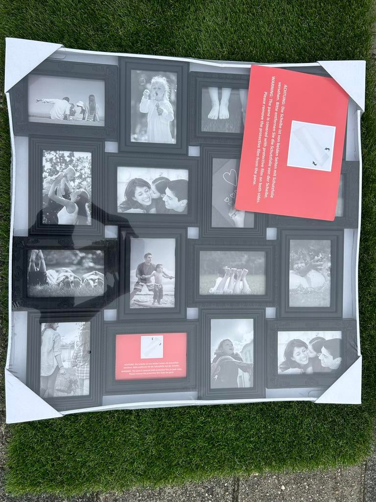 Nieuwe Relaxdays fotocollage lijst voor 12 foto's, zwart, 50 tot 75 cm, Nieuw, Ophalen of Verzenden, Minder dan 50 cm